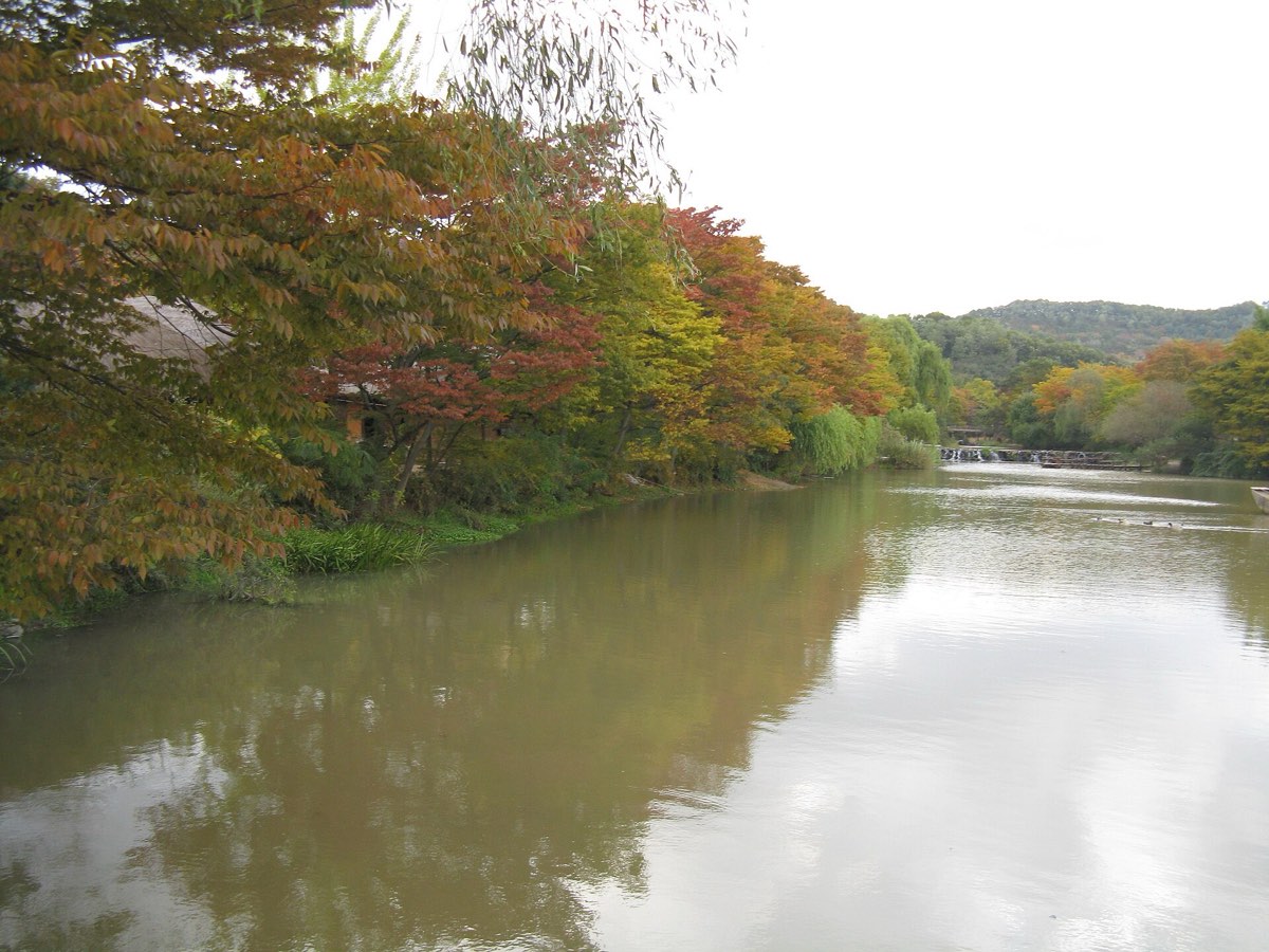 A traditional Korean folk-village film set, characteristic of period-drama backlots like Dae Jang Geum Park (representative)
